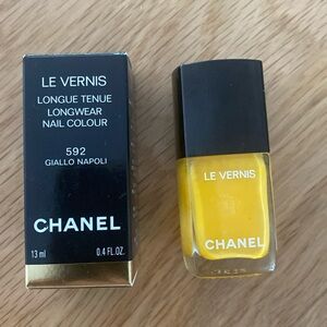 Chanel nail polish